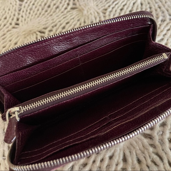 Prada vintage leather wallet - Picture 8 of 13
